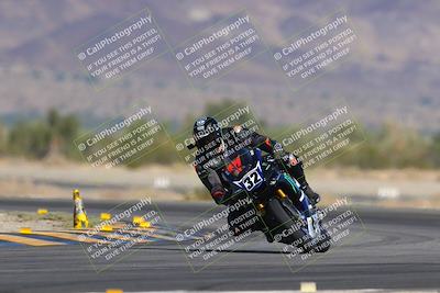 media/Nov-12-2023-SoCal Trackdays (Sun) [[5d1fba4e7d]]/Turn 14 (1035am)/